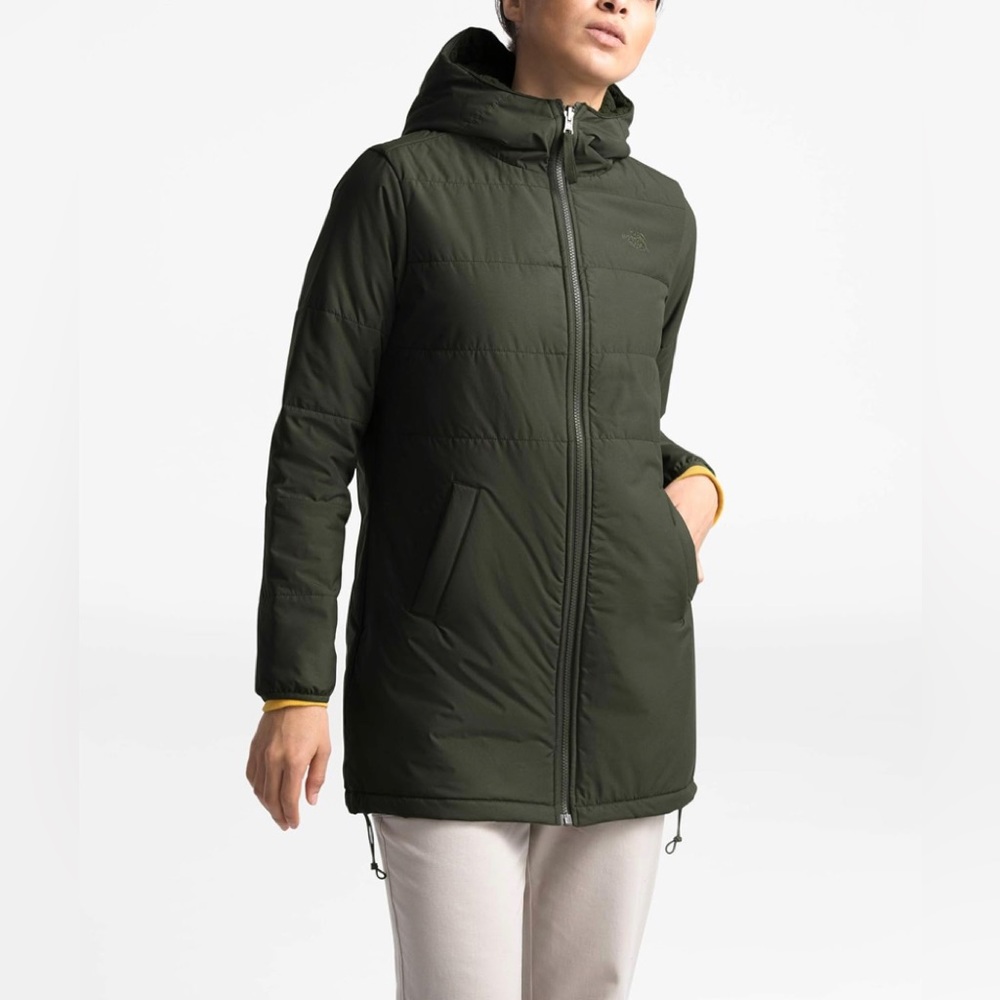 The North Face Olive Puffer Jacket with Hood and Quilted Design